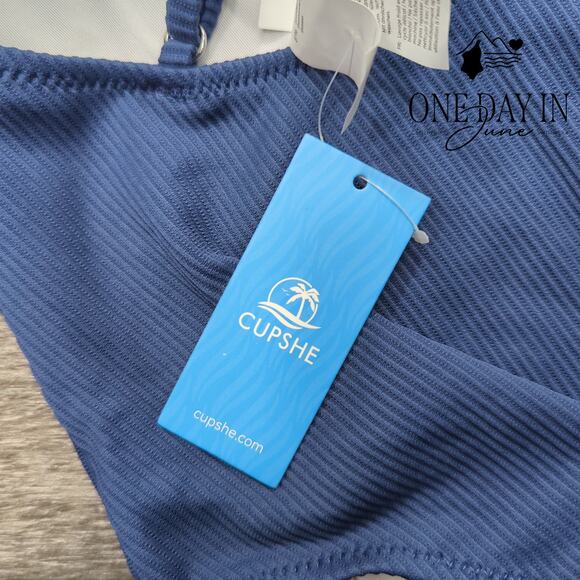 Cupshe Ribbed Lace Up Front One Piece Swimsuit Size M - Picture 4 of 7